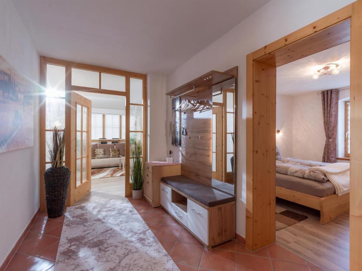 Ferienwohnung "Zum See" マウラッハ 部屋 写真