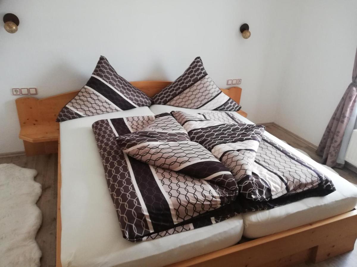 Ferienwohnung "Zum See" マウラッハ エクステリア 写真